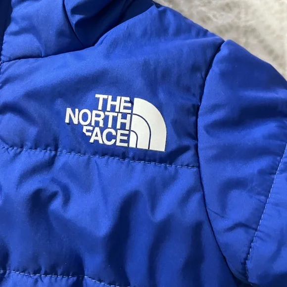 Toddlers 2T The North Face Blue Puffer Jacket - Picture 2 of 7